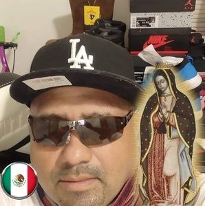 Meet your Posher, Leopoldo